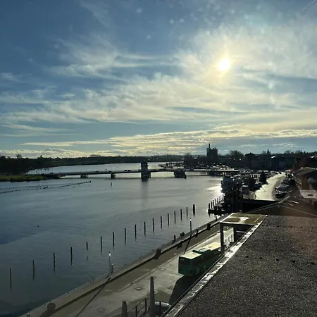 Apartment Pier 14 Im Pierspeicher *